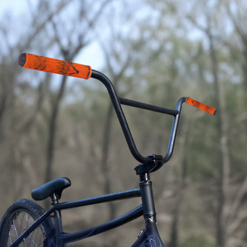 Soft Rubber Bike Handlebar Grips - 165MM for Bikes, Scooters & MTB with Colored Plugs