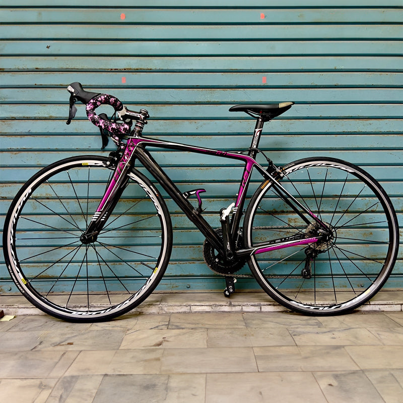 Road Bike Handlebar Tape - Sakura Design, Anti-Slip & Shock-Absorbing with End Plugs